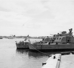 Abbot and Allen M. Sumner-class destroyer Charles S. Sperry (DD 697) in Florida