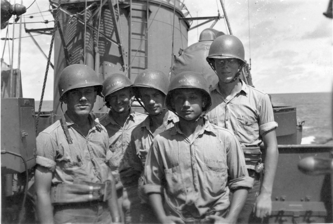 Signalmen.<br>(L→R) C. Woosley, F. Lincoln, R. Eaton, C. Richards, N. Ross.