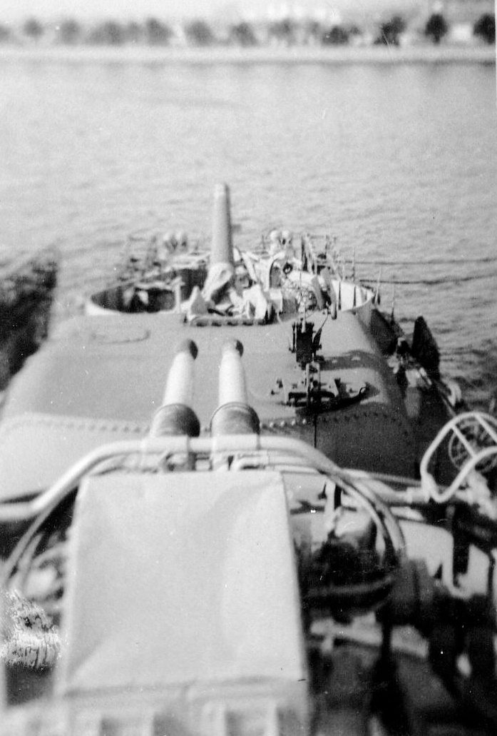 Decommission row in San Diego, January 1946.<br>Stern view.